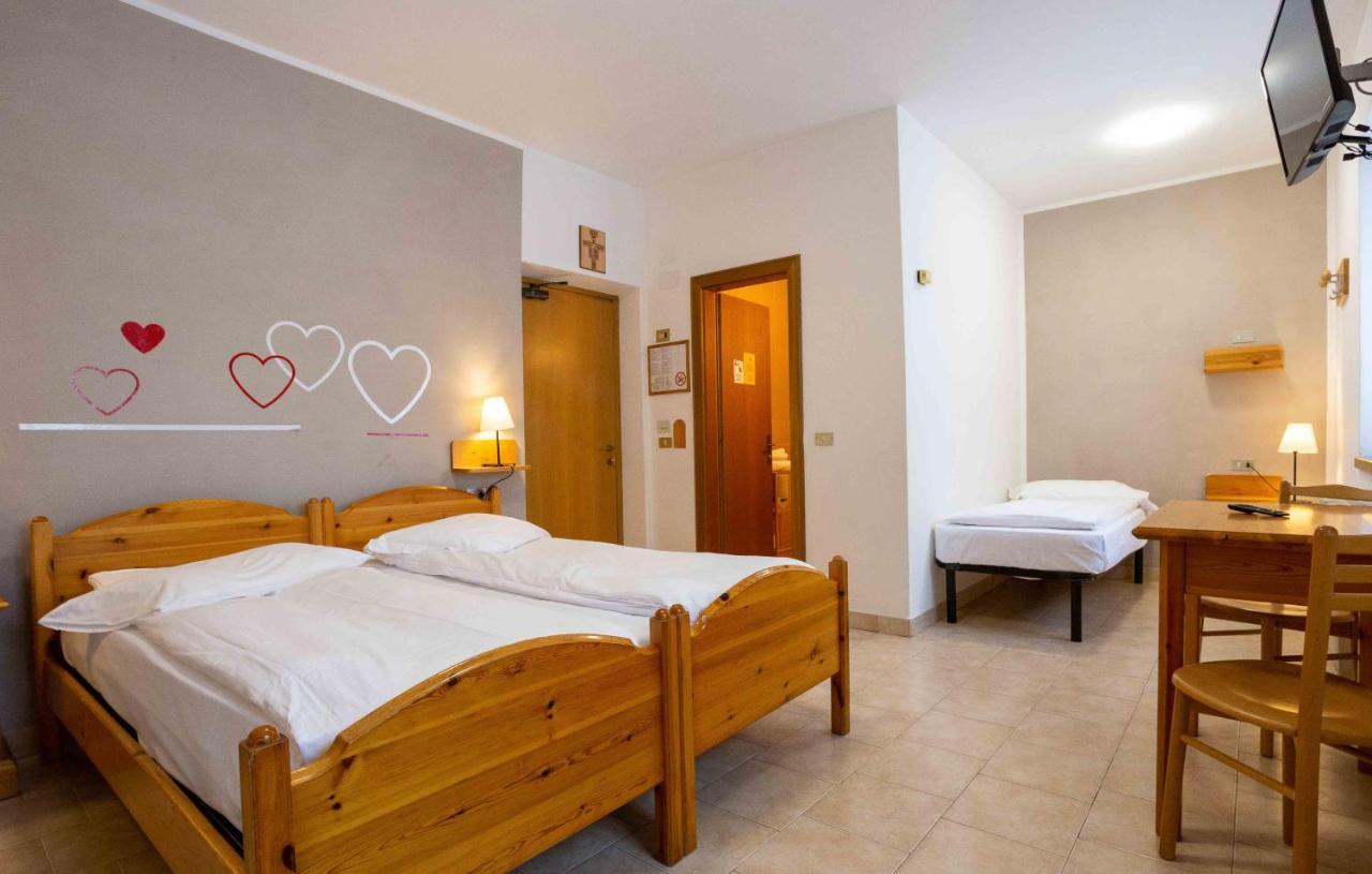 Hotel Santa Maria Ad Nives à Canazei Extérieur photo